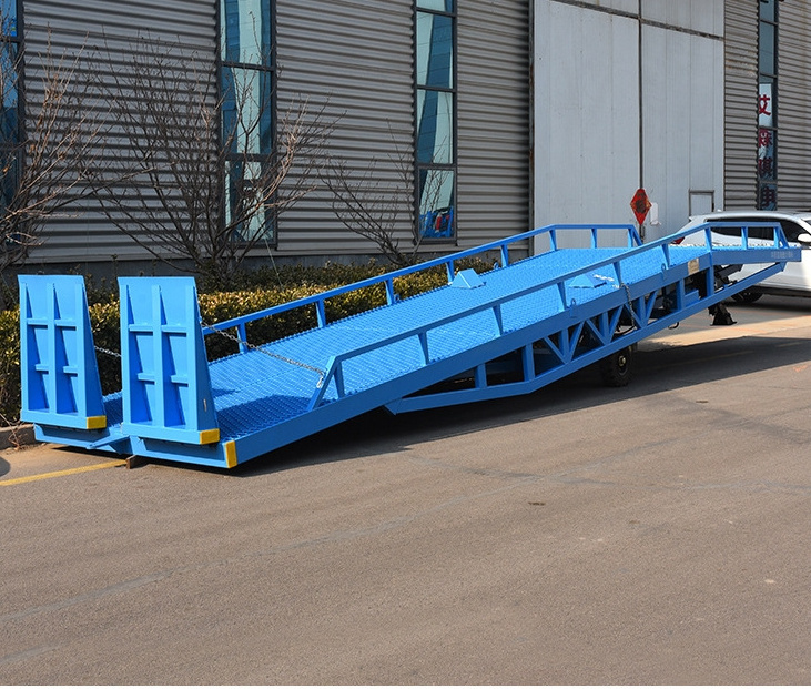 Factory Sale Mobile Hydraulic Warehouse Container loading and Unloading Dock Leveller Load Yard Ramp For Forklift