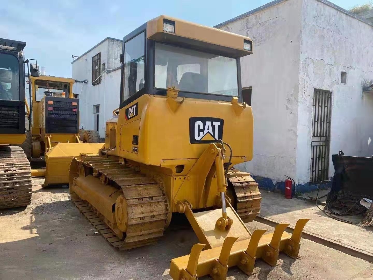 Used Caterpillar D5K Crawler Tractor Crawler Bulldozer used CAT d5k dozer for Sale