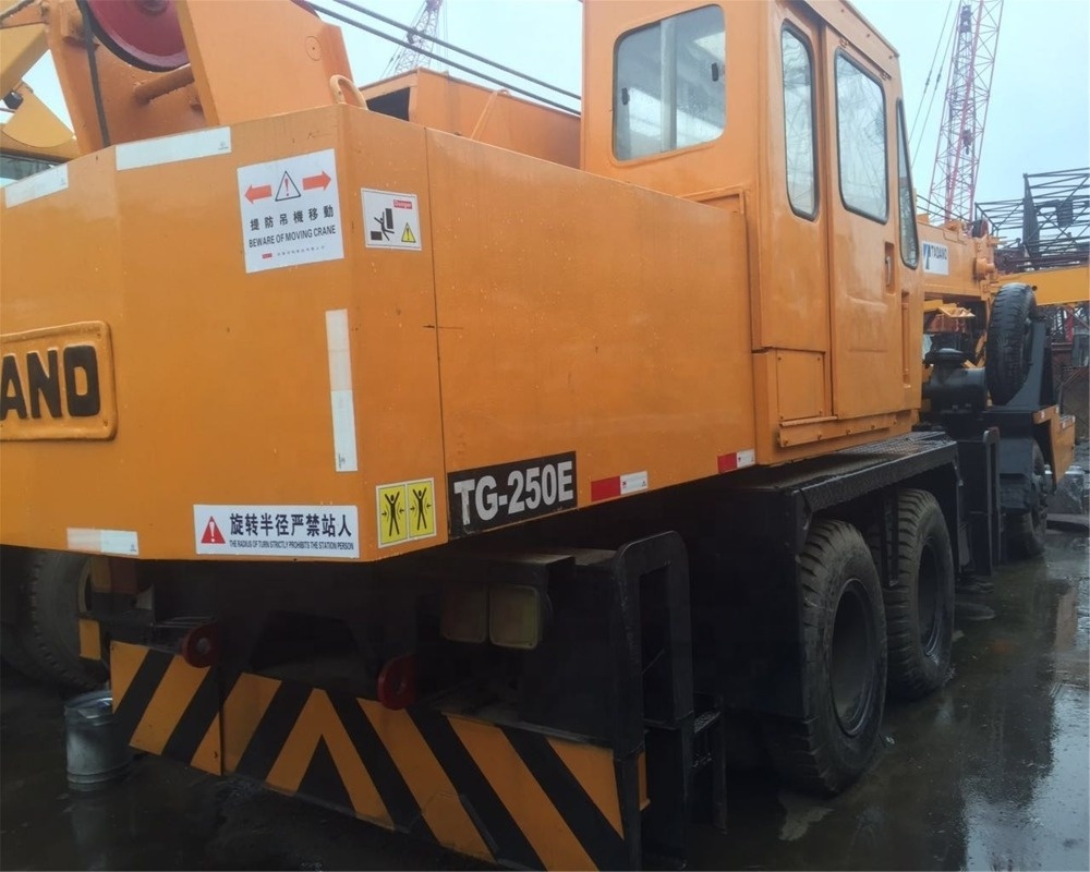 Used truck crane 25ton Tadano TG-250E, japan original crane 25 ton