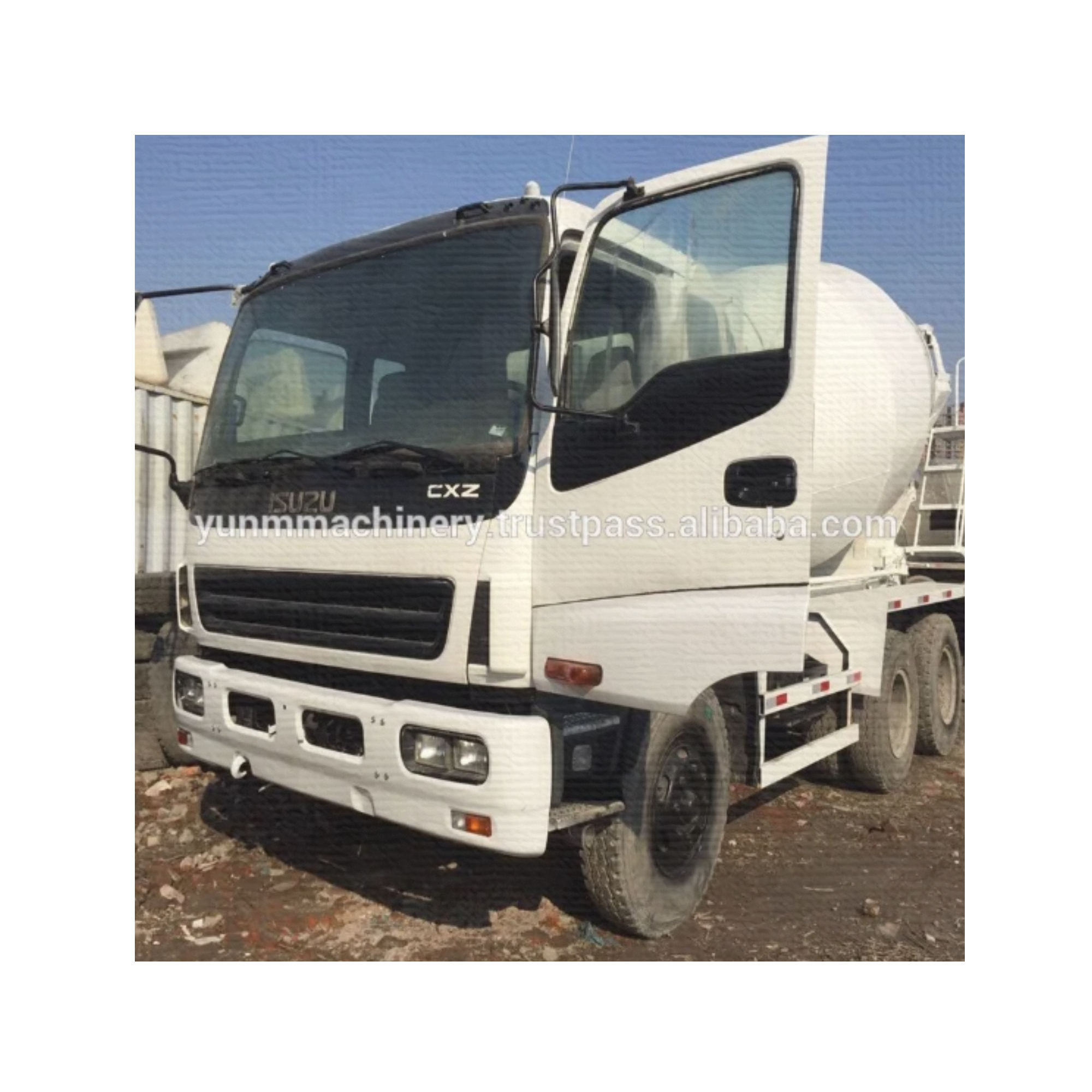 90%new presented products Used ISUZU Diesel Concrete Mixer Truck for sale 8 cubic mixers in good condition For Sale