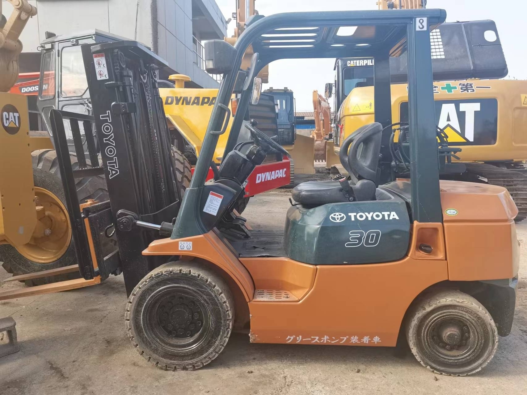 Komatsu forklift 4 ton 3 ton 7 ton 10 ton 2ton 2.5 ton 4ton diesel forklifts truck mast Toyota diesel forklift price for sale