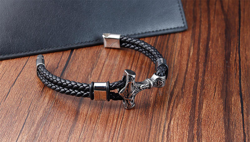 Vintage Stainless Steel Cross T Magnetic Clasp Hand Jewelry Handmade Braided Double Layer Leather Bracelet For Men OT-192