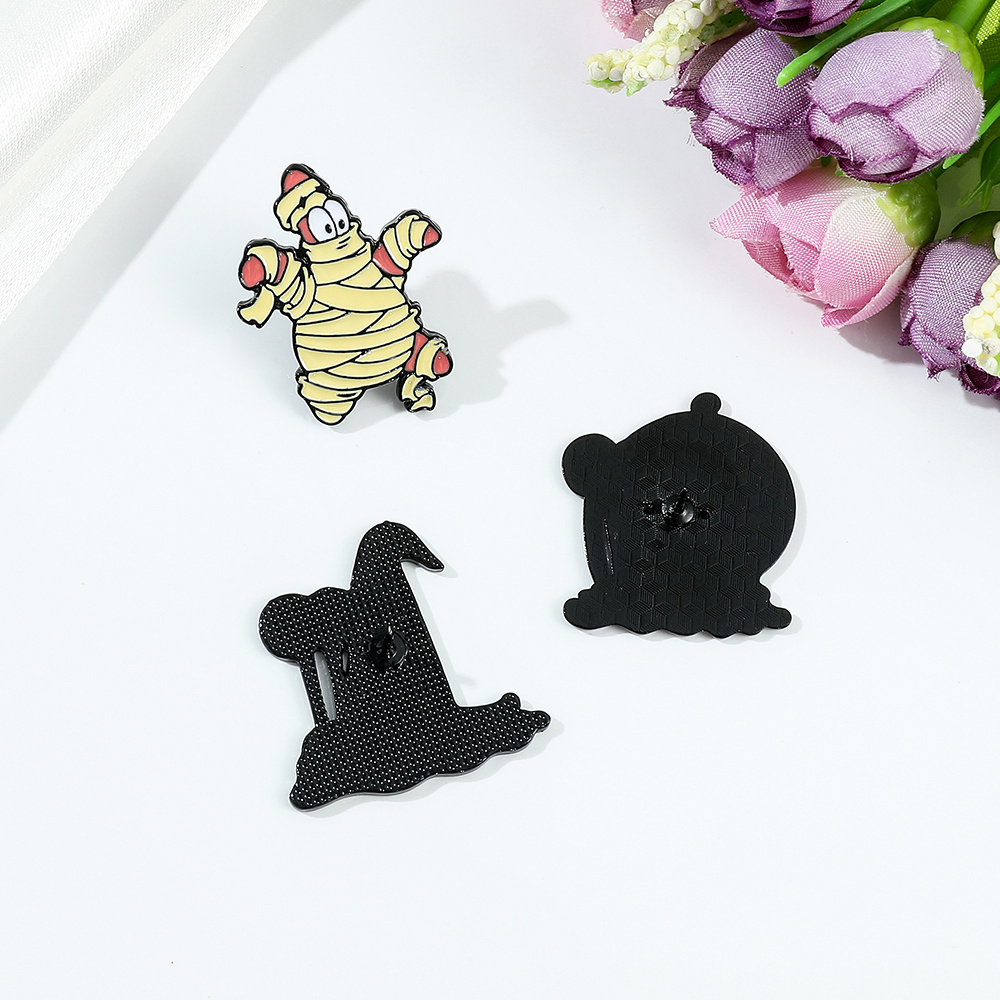 Custom Personalized Cartoon Snail Enamel Pins Creative Halloween Skull Pumpkin Donut Brooch Cute Anime Badges Lapel Jewelry