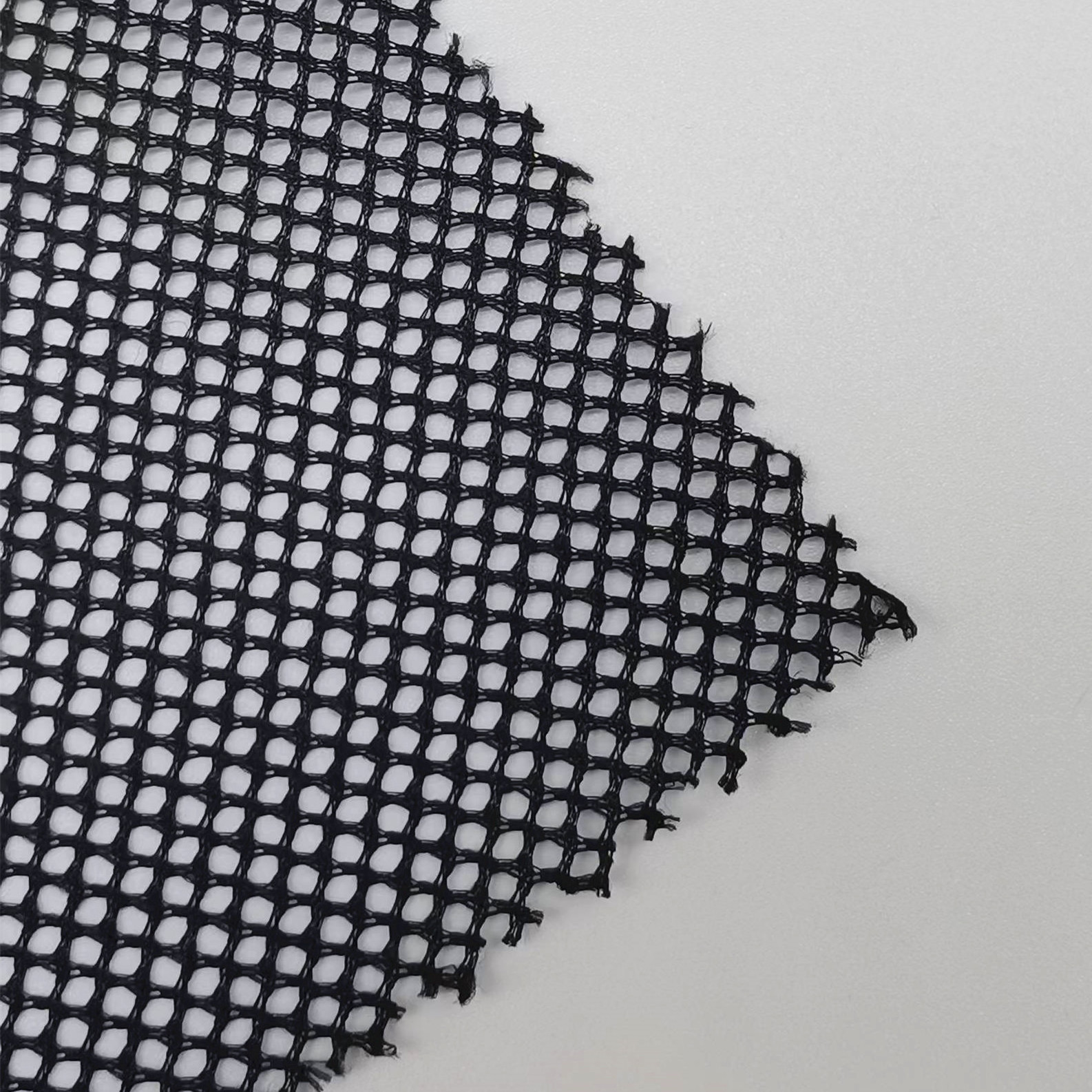 Breathable Mesh Fabric 100% Polyester Warp Knitted Fabric For Lining