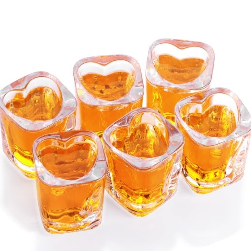 Hot Selling Mini Shot Glasses Whisky Shot Glasses Cup 45ml Heart Tequila Mini Bar Shot Glasses FOR Party Wedding Dating