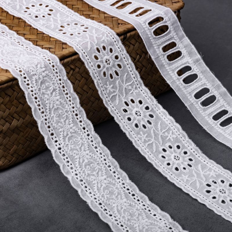 Wholesale High Quality Stock Cotton Eyelet Lace Trim Cotton embroidered lace  Fabrics For Women Dress