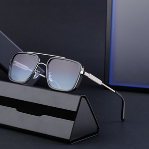 2024 New High Quality Punk Sun Glasses Retro Luxury Trendy Metal Square Steampunk Sunglasses Men