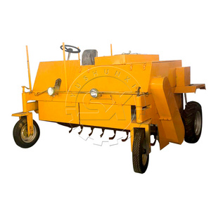 Walking composter organic fertilizer treatment fermentation harmless treatment turning machine on sale 2024