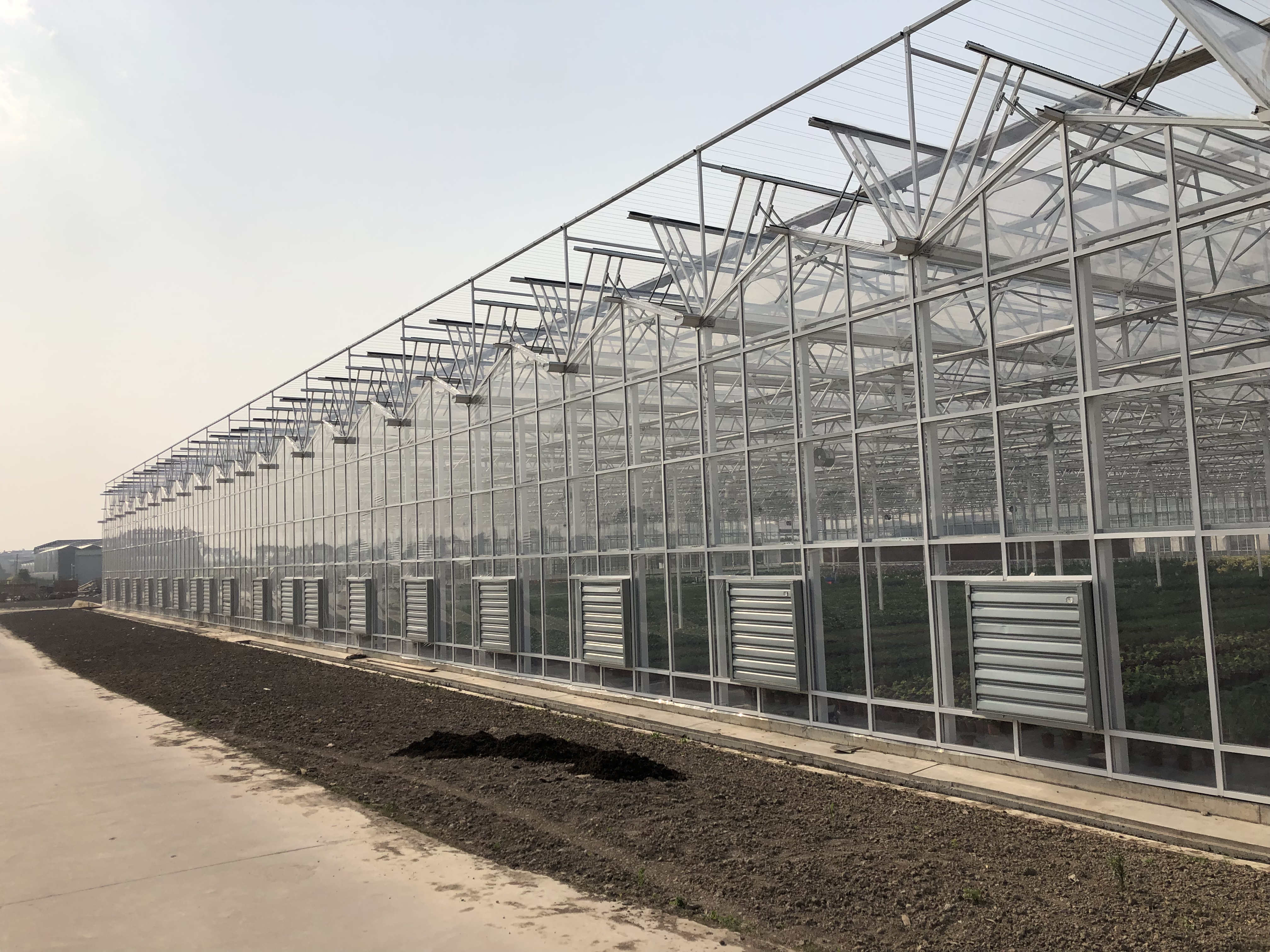 Hot sale greenhouse pipe galvanized steel greenhouse frame structure for sale