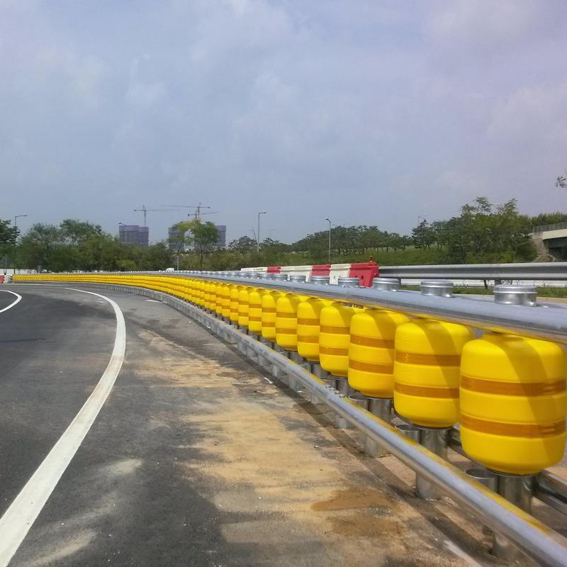 Road Safety Roller Barrier Guardrail Anti-collision Proof Rotating Crash Barrier with EVA/PU Foam Rollers