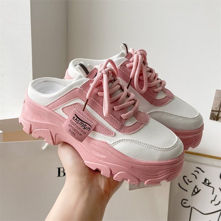 New Design Fashion Women Sport Shoes Sneakers Outdoor Soft Sole Women Slippers 2023