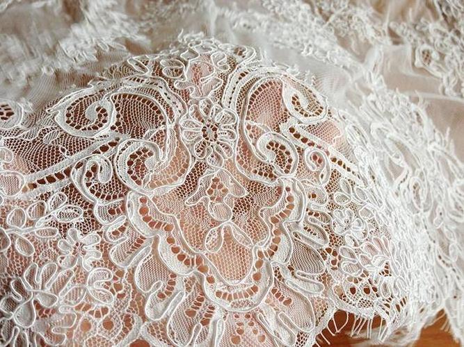 Newest High Quality White rose flower Trim Lace Fabric