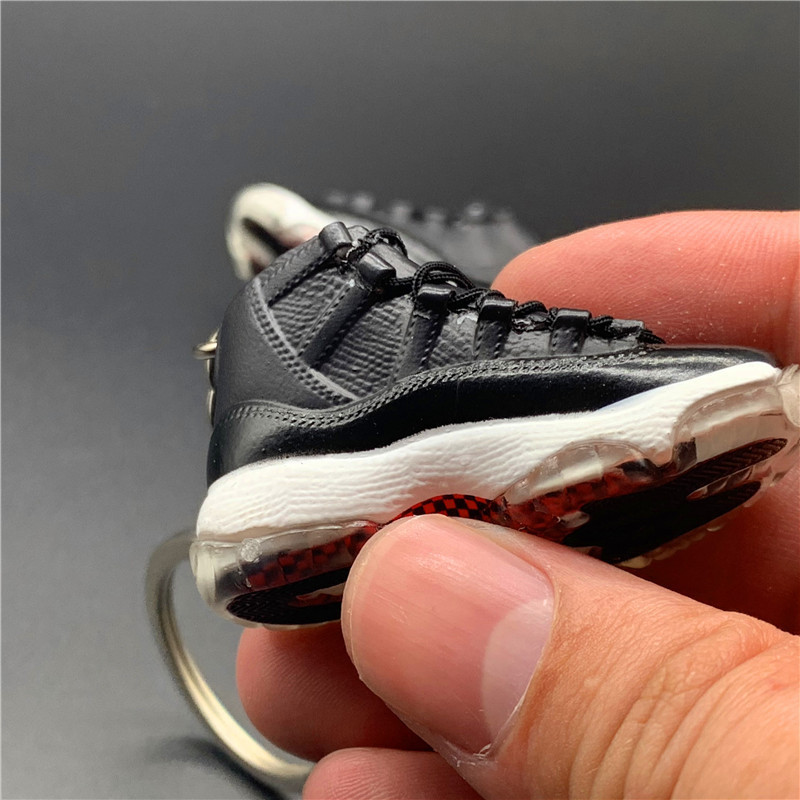 dropshipping 3d sneaker keychain sports Shoes Mini pvc yzy 350 v2 SB shoe keychain 3d sneaker