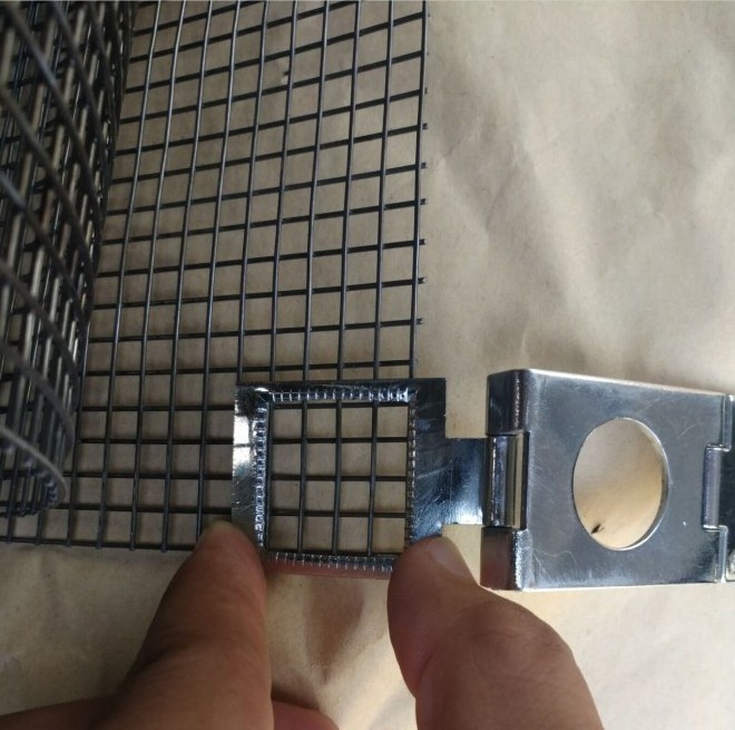 chicken pens and galvanized welded wire mesh cage flying cage for chicken Galvanized welded stucco wire mesh for construction