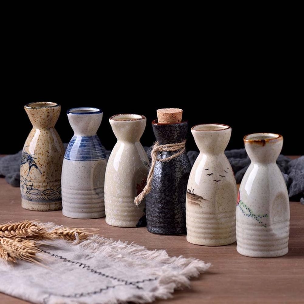 Modern Style Ceramic Sake Pot Handmade Porcelain Sake Bottle Liquor Wine Jugs in Bulk