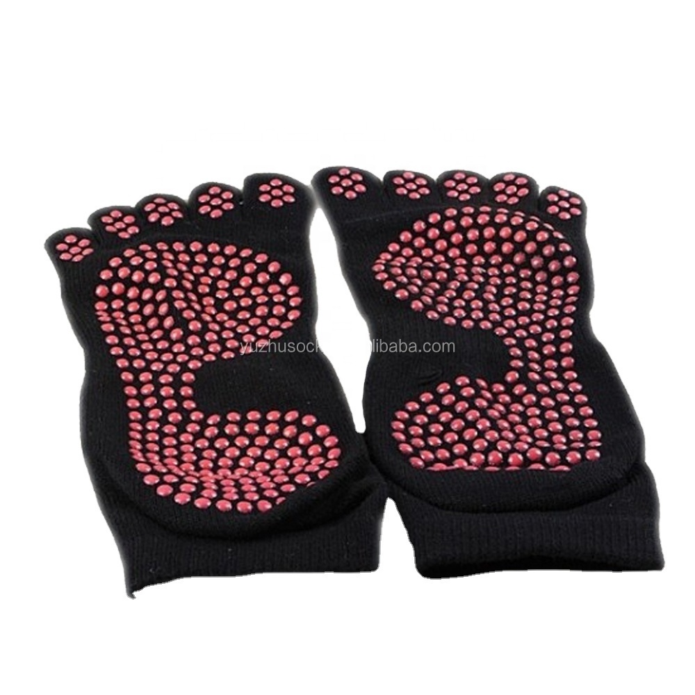 Custom black private label anti slip sport short 5 toe socks with grip