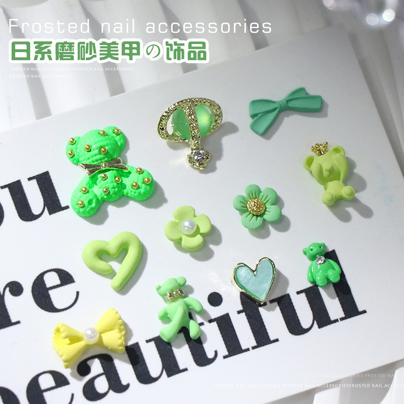 Matte Kawaii Cartoon Heart Resin Crown Cute Candy Shy Bear Diy Cream Glue 3D Nail Art Charm Decoration