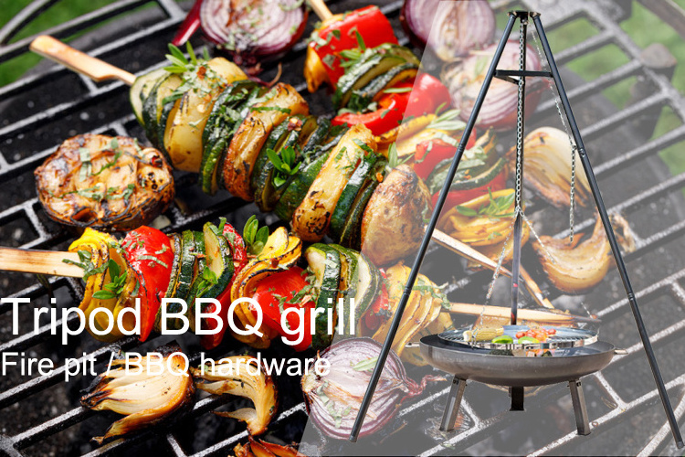 Wholesale Manufacturer Adjustable Height Outdoor BBQ Grill Charcoal Hanging Tripod Cooker for Fire Pit