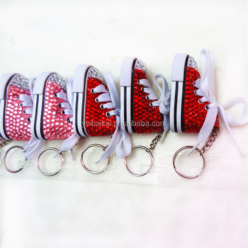 Mini cartoon canvas shoes key chain pendant lovers key chain creative canvas shoes key chain white bling bling