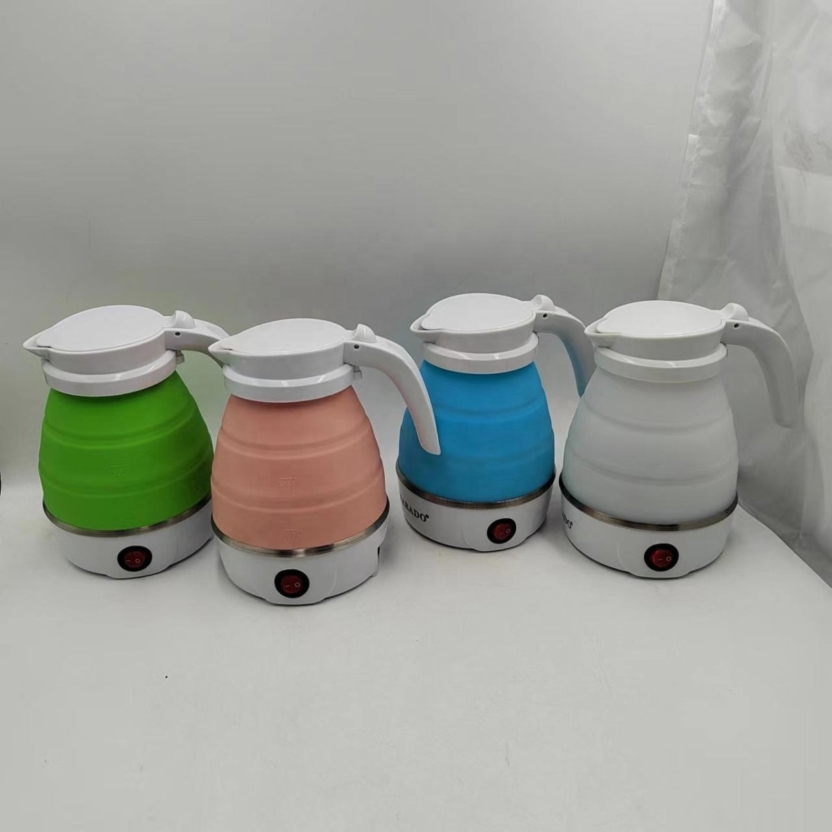 Colorful 0.6L foldable silicone electric kettle for travelling