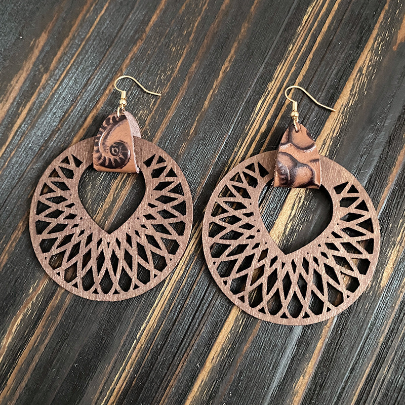 BINSHUO Bohemia Wooden Earrings Wholesale  Jewelry Retro Hollow Mandala Women Wooden Pendant Pattern Genuine Leather Earrings