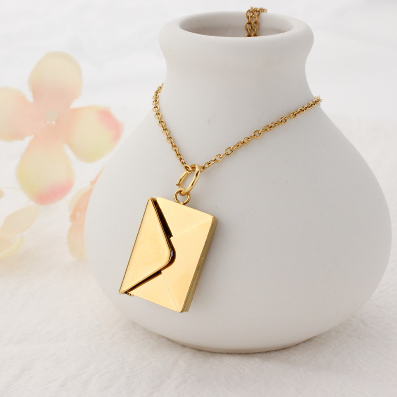 2023 New Designs Customize Stainless Steel Necklace Envelopes Necklaces Envelope Blank Love Necklace