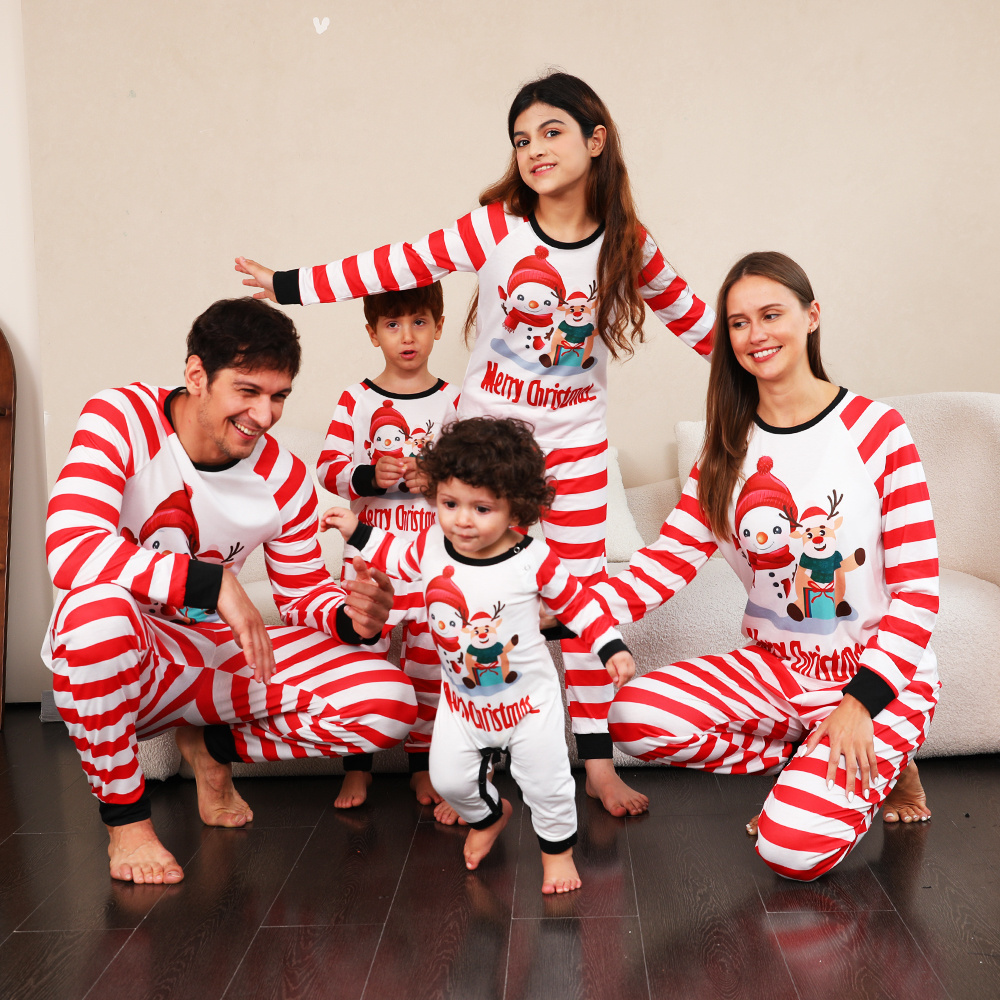 Stock Latest Xmas Halloween Pyjamas Set Custom Matching Family Christmas Pajamas Wholesale