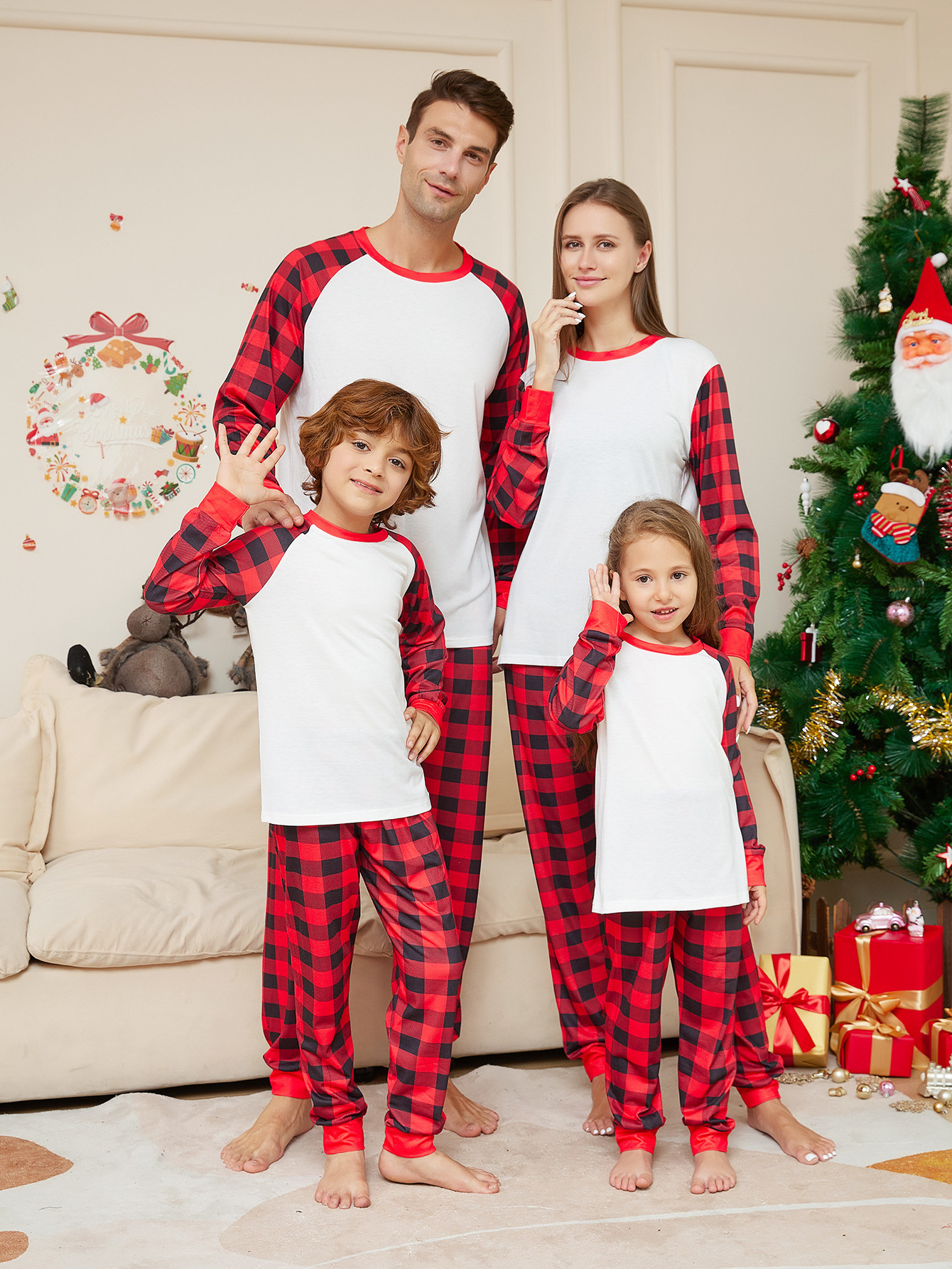 Stock Latest Xmas Halloween Pyjamas Set Matching Family Custom Blank Christmas Pajamas