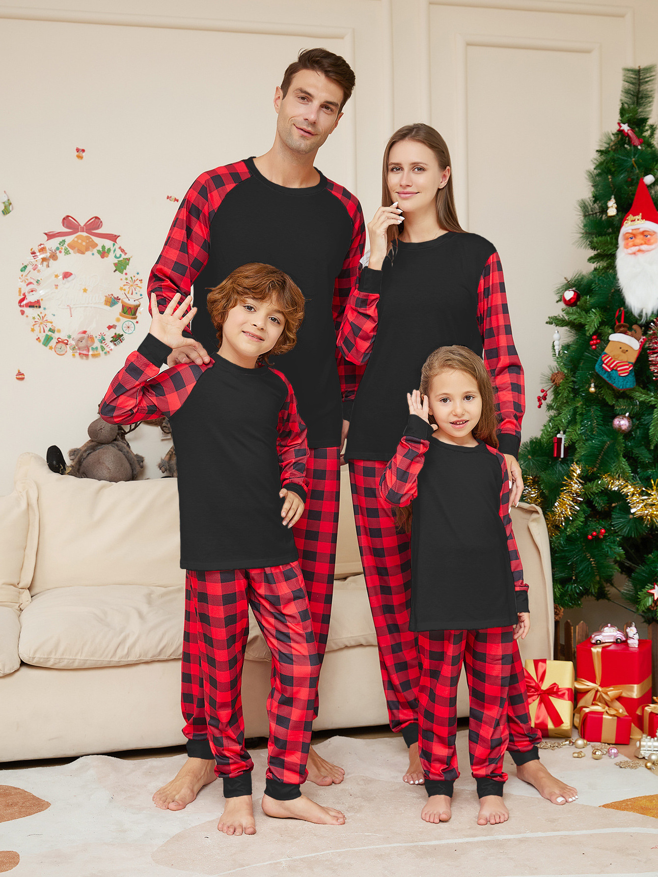 Stock Latest Xmas Halloween Pyjamas Set Matching Family Custom Blank Christmas Pajamas