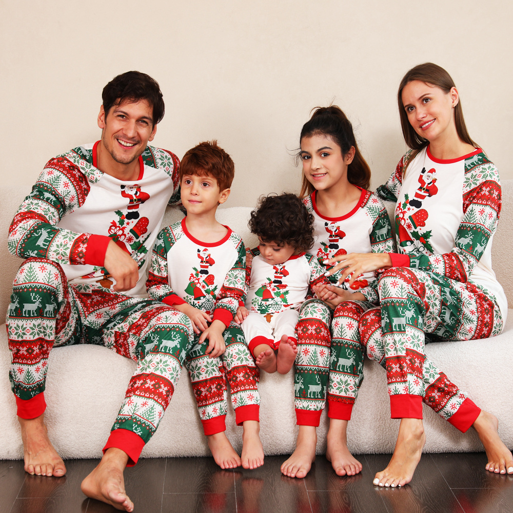 Stock Latest Xmas Halloween Pyjamas Set New Printing Matching Family Christmas Bamboo Pajama