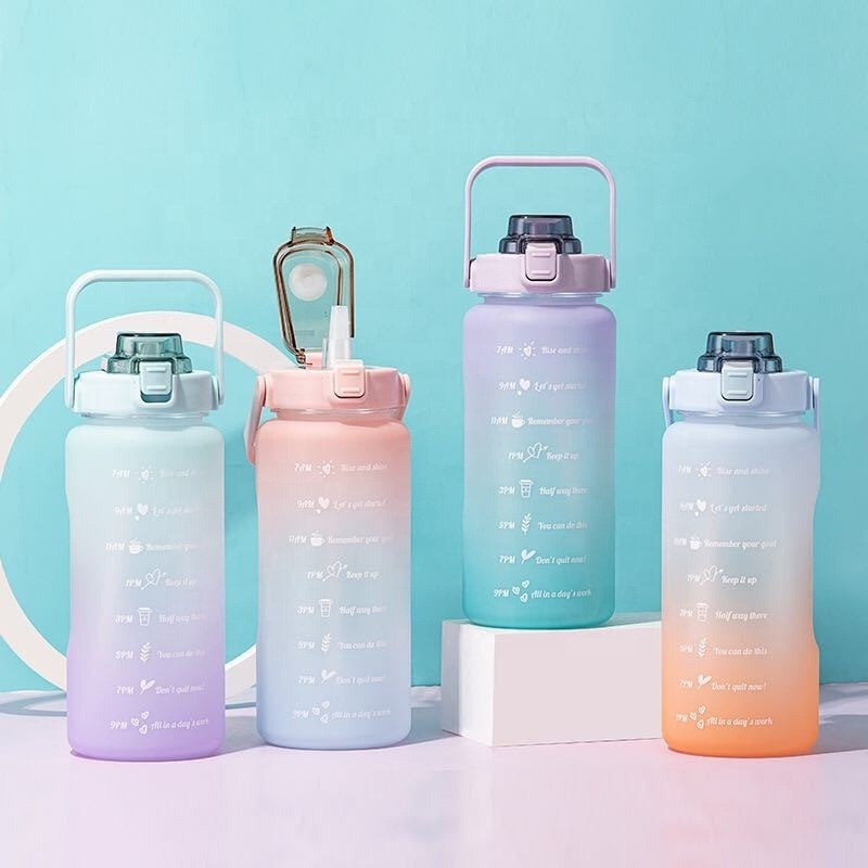 Hot Selling Products 2022 Attractive Design 2L Tumbler Big Motivational Plastic Water Bottle With Safety Lock