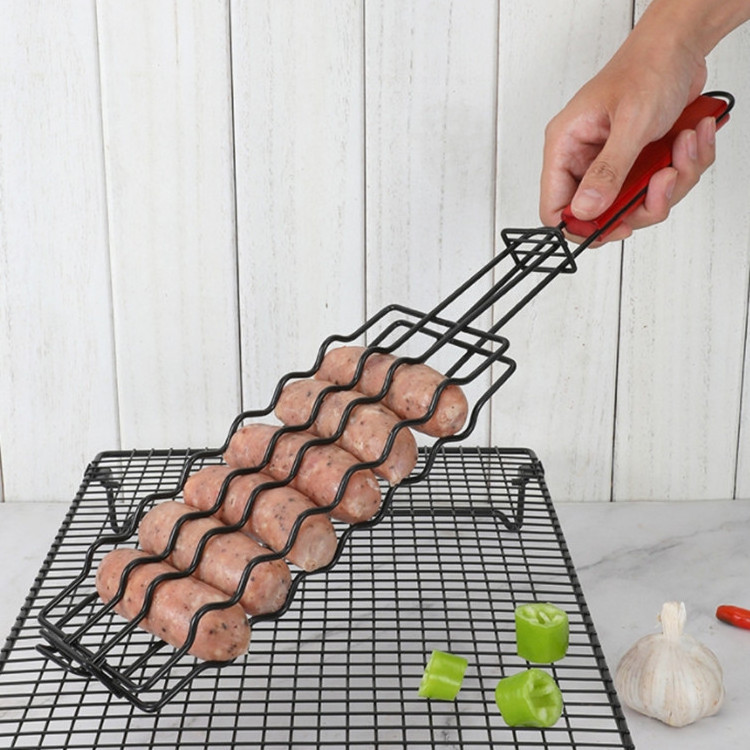 Folding Portable Wood Handle BBQ Grill Basket Stainless Steel Barbecue Grill Mesh Clip Holder for 6 Hot Dogs