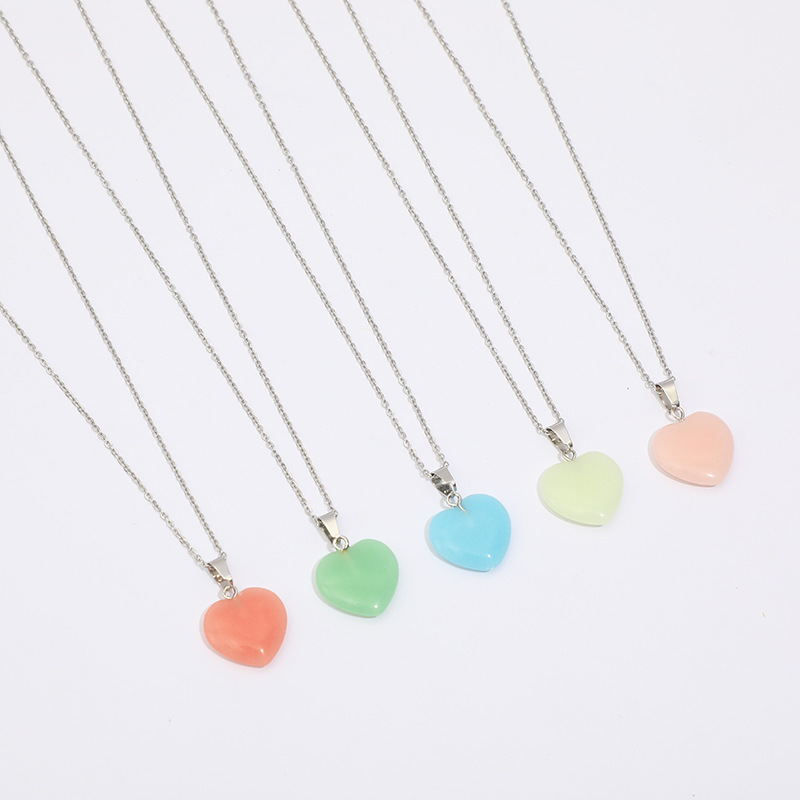 DAIHE New Arrival Stainless Steel Chain Luminous Heart Necklace Colorful Natural Stone Pendant Necklace For Women Girl