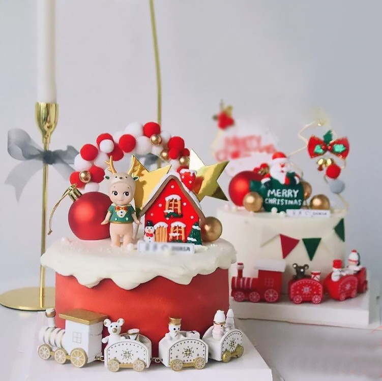 Christmas cake decorations forest Moon Santa Claus cake plug-in Christmas Snowman Christmas dessert table cake topper