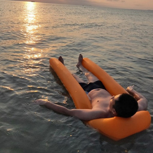 Water recreation 2021 summer outdoor inflatable water sofa fast inflatable floating bed seaside water hammock