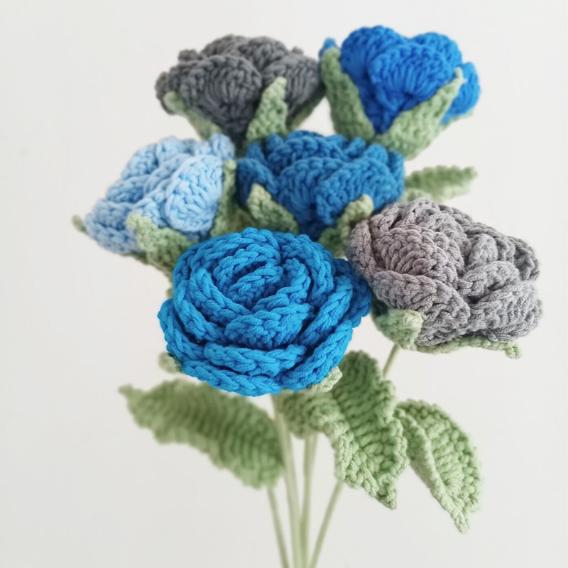 Hot Sale Valentine's Day Gift Wedding Decoration Handmade Roses Crochet Knitted Artificial Flower