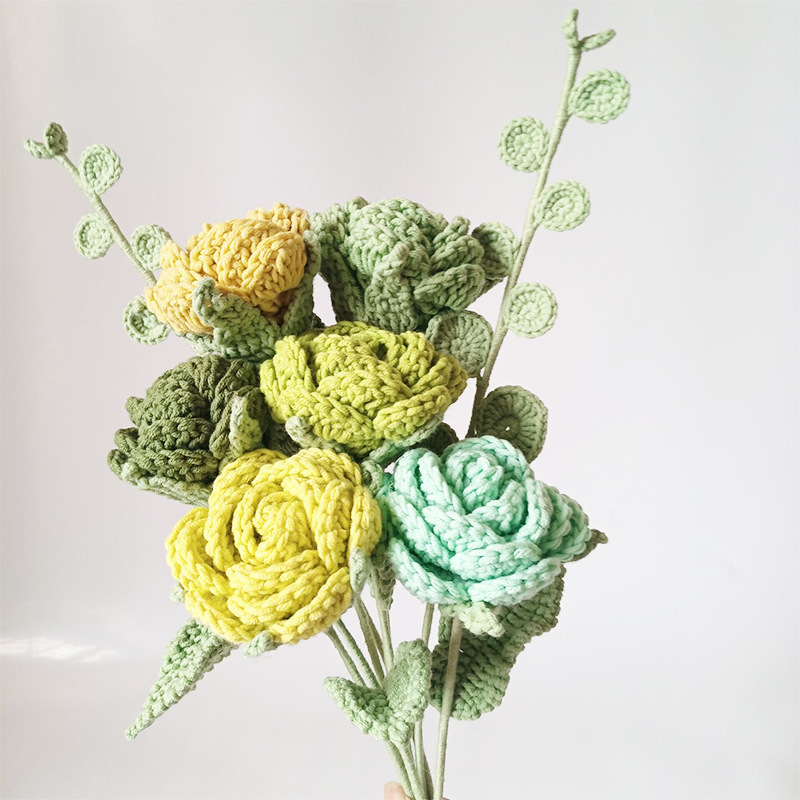 Hot Sale Valentine's Day Gift Wedding Decoration Handmade Roses Crochet Knitted Artificial Flower