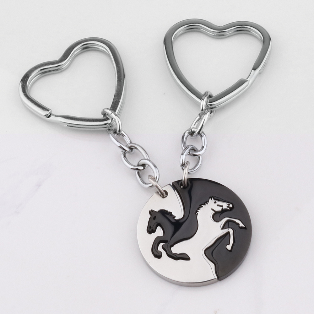 Yin Yang horse pedant keyring Heart shaped stainless steel black and white horse puzzle round key chain for gift