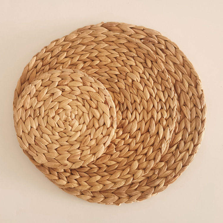 Natural Round Water Hyacinth Woven Placemats Rattan Placemats Round Placemats Heat Resistant