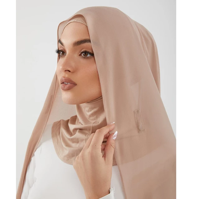 ODM&OEM 2022 new customizable instant magnet hijab for Muslim women ready to wear outdoor chiffon hijab scarf fashion accessory hijab