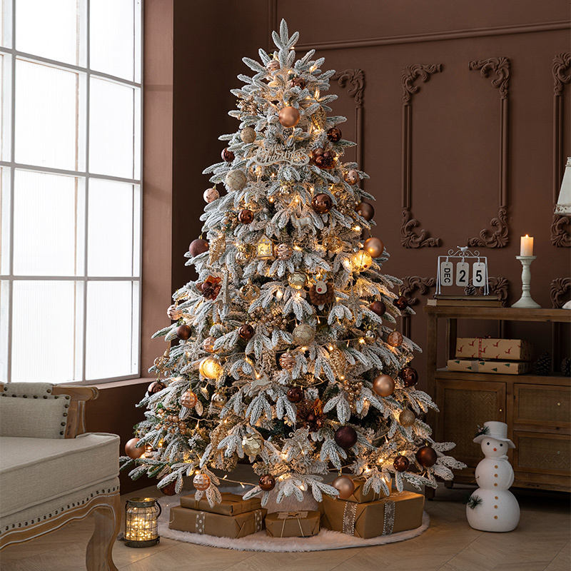 5FT 6FT 7FT PE Mix PVC Luxury Snow Christmas Tree With Ornaments And Light