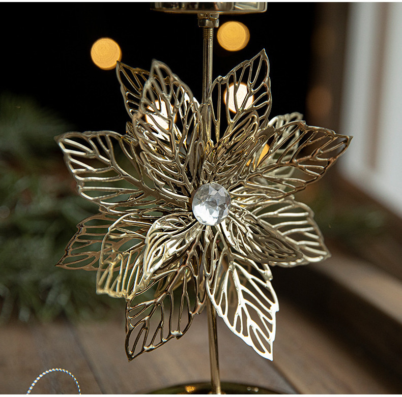 Minimalist Christmas Home Decoration Candle Holder Ornaments Metal Crafts Iron Snowflake Xmas Tree shape christmas candlesticks