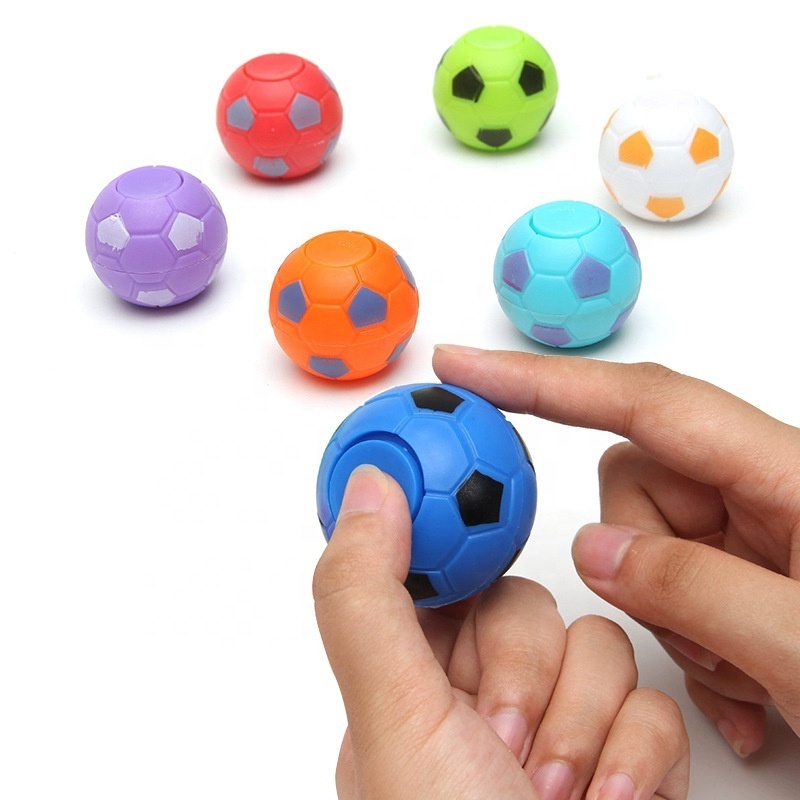 2023 Hot Sale 35mm Fidget Spinner Balls Fidget Toys Mini Soccer Ball toy Plastic Football Hand Spinners Balls Toys