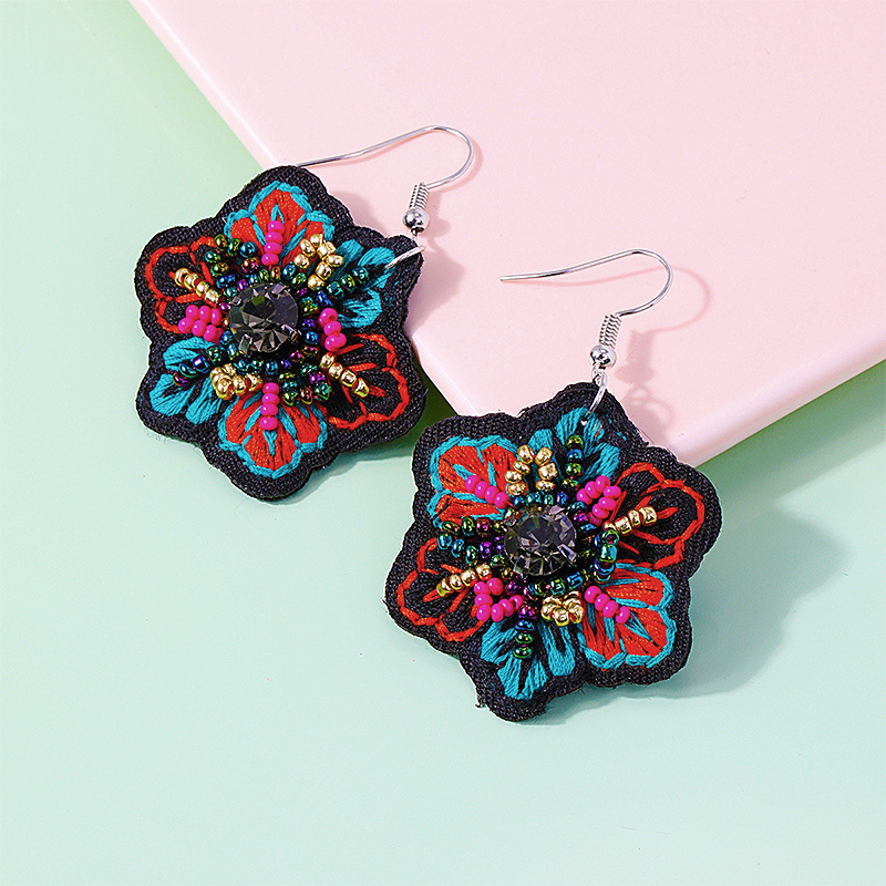 High Quality Hot Sale Fashion Design Women Hand Embroidered Flower Hanging Style Dainty Earrings