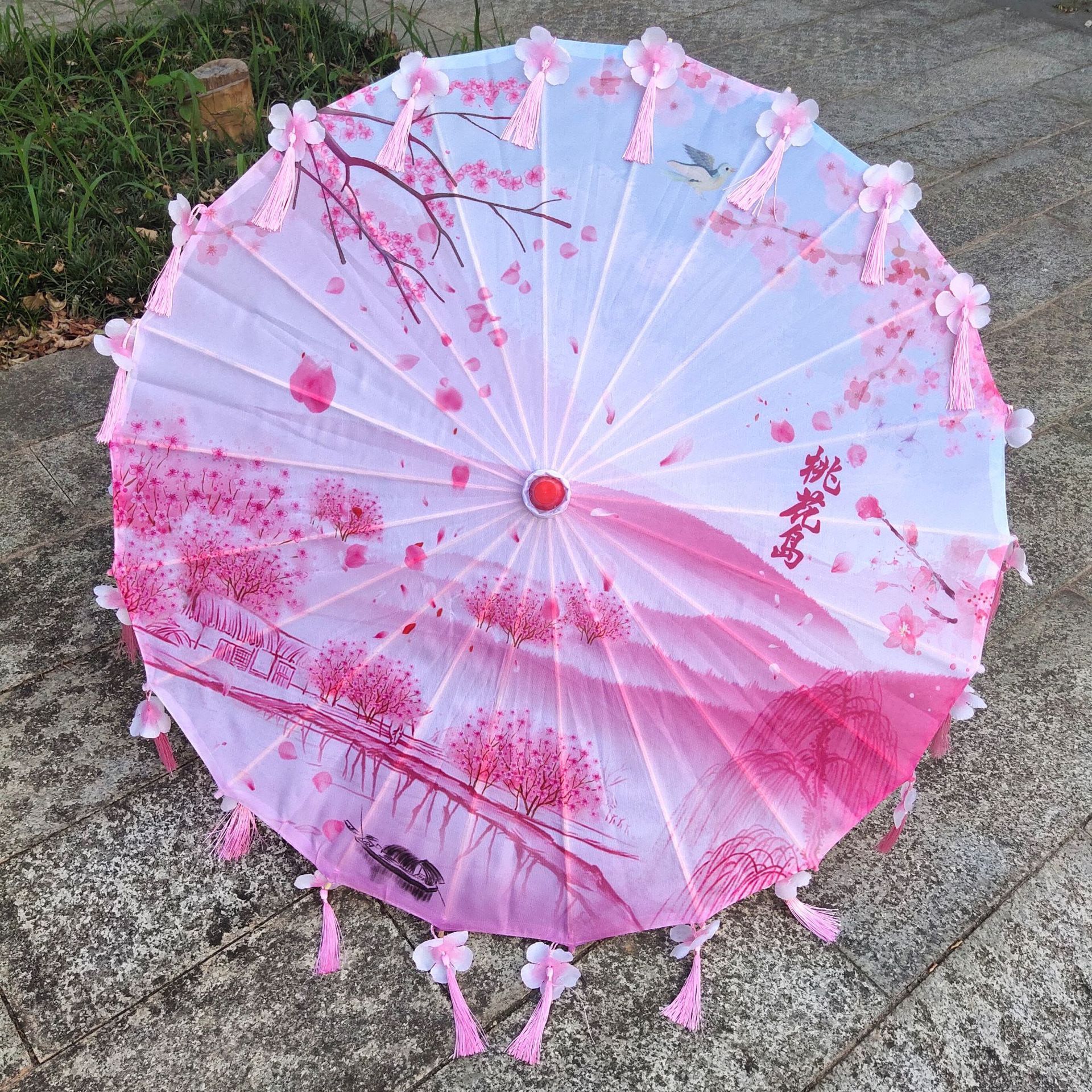 DD1509  Chinese Style Silk Decorative Paraguas Photographic Performance Dance Parasol Handmade Oiled Paper Umbrella with Tassels