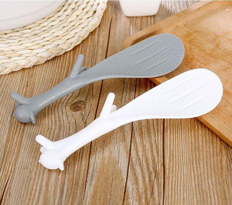 Z377   Cute Gadgets Household Scoop Restaurant Plastic Paddle Holder Meal Squirrel Shaped Ladle  Kitchen rice Spoon Tools