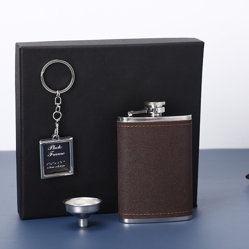 ZQ190 Stainless Steel Hip Flask with Funnel Whisky Alcohol Leather Whiskey Flask Friends Man Bridesmaid Gifts