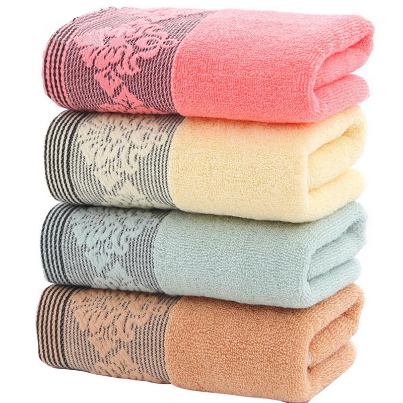 Z94 Soft Twist Face Towel Frozen Jacquard Cotton Beach Towel Solid Pattern for Home Bathroom or Outdoor Use for Christmas