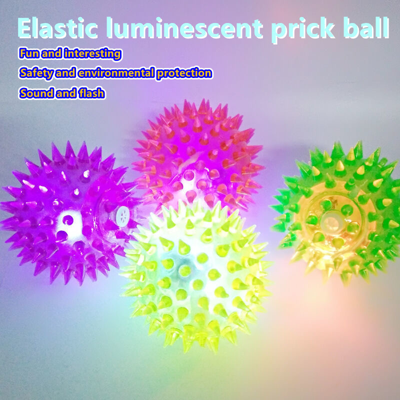 Pet Products Elastic LED Light-up Spike Ball Pet Dog Cat Molar Rubber Flash Ball Entertained Toy