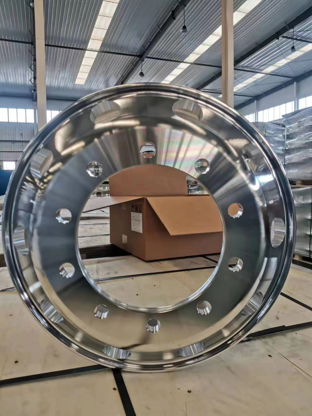 22.5*8.25 inch Super quality of Aluminum material Forged Truck wheels